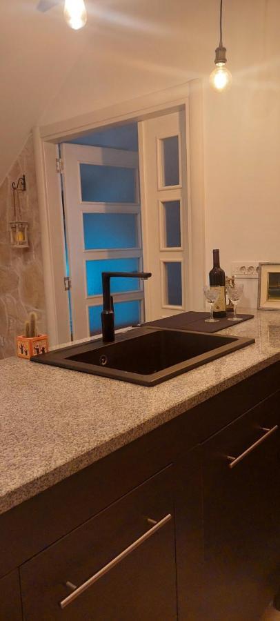 شقة House 11 Nikšić المظهر الخارجي الصورة