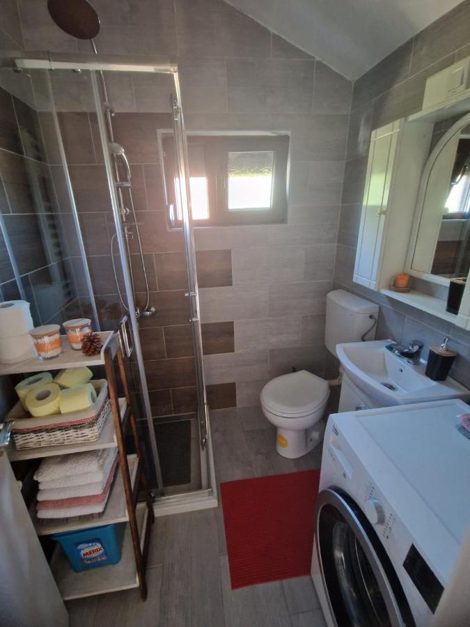 شقة House 11 Nikšić المظهر الخارجي الصورة